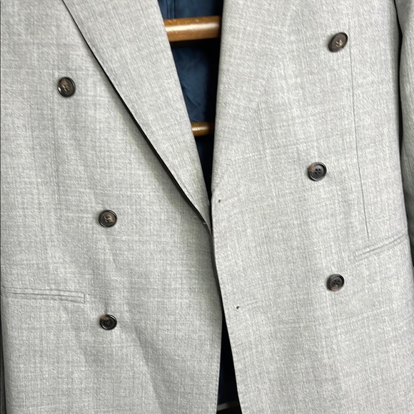 Suit Supply Men's Double-Breasted Gray Blazer - Picture 5 of 5